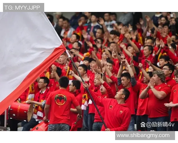 2023年足球明星齐聚中国引发球迷热潮与期待盛况 2023年足球明星齐聚中国引发球迷热潮与期待盛况