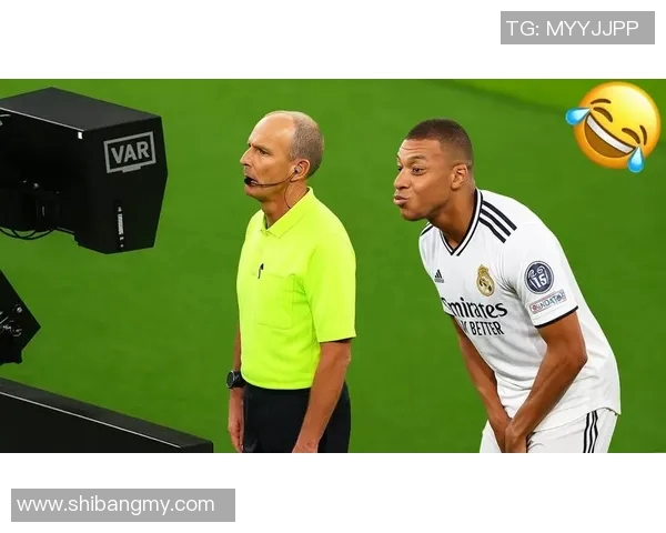 足球明星搞笑模仿秀让你捧腹大笑的精彩瞬间合集